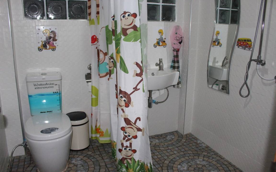 Photo of Bathroom in Phrom Buri