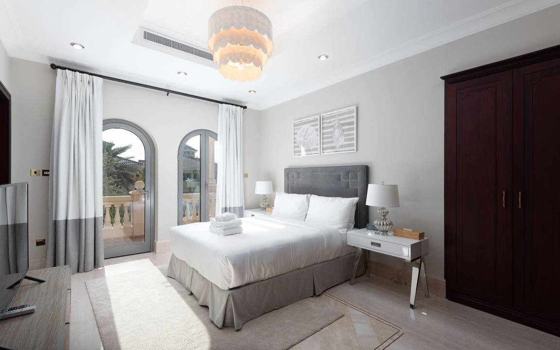 Photo of Bedroom in Palm Jebel Ali