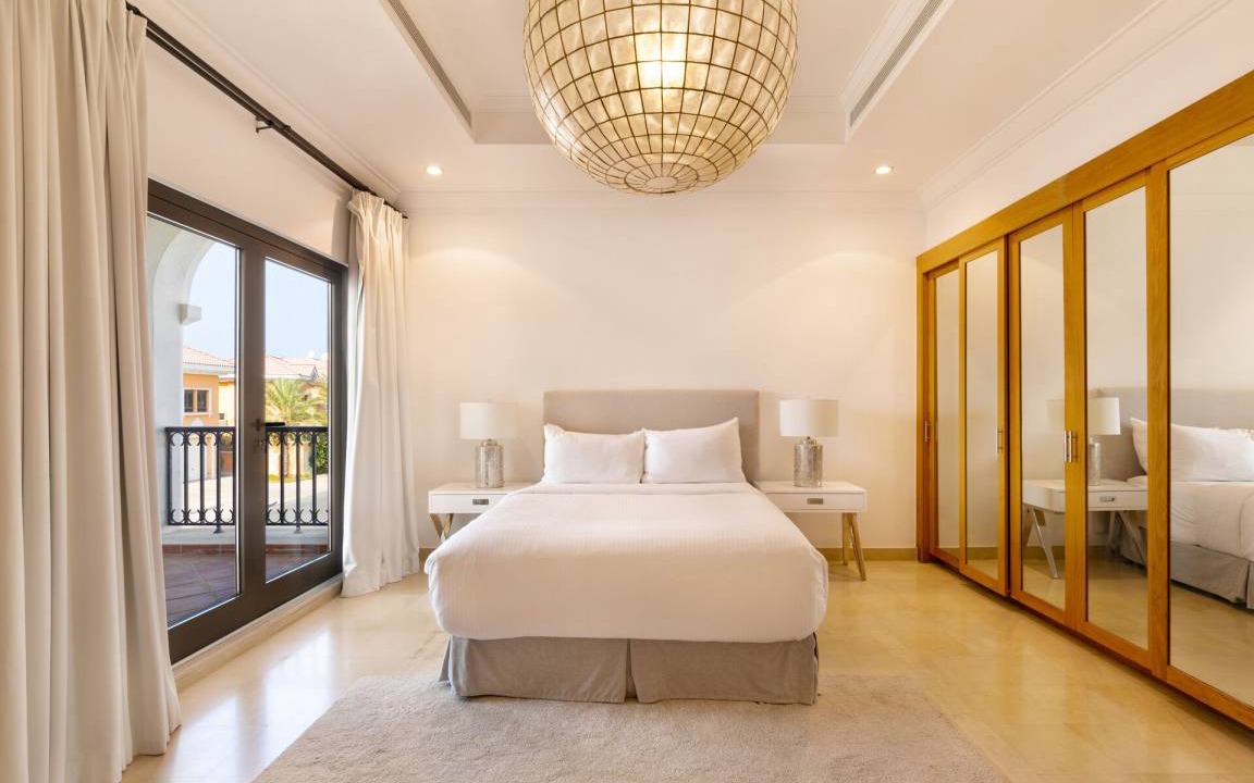 Photo of Bedroom in Palm Jebel Ali