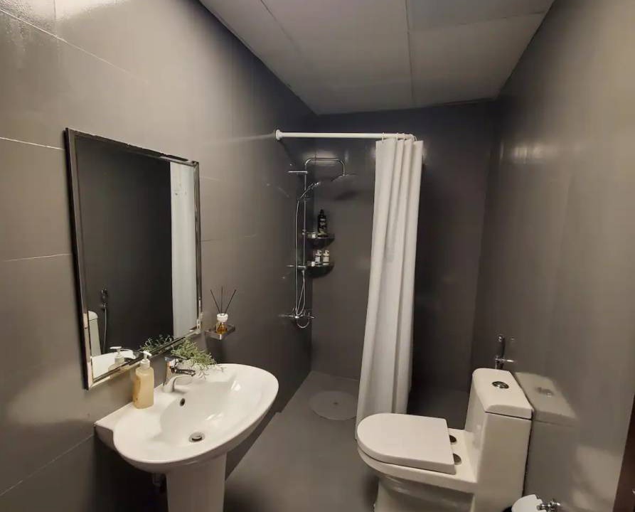 Photo of Bathroom in Sheikh Zayed Road
