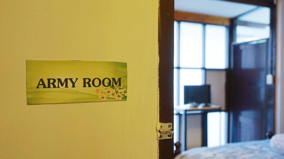 Photo of Bedroom in Samsen Nai