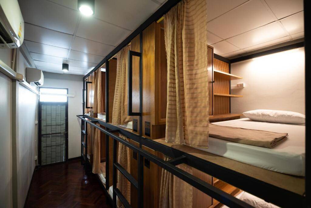 Photo of Bedroom in Talat Yot
