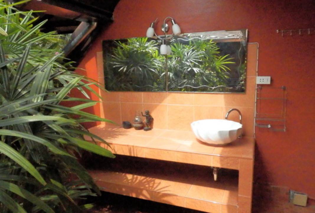 Photo of Bathroom in Saraphi