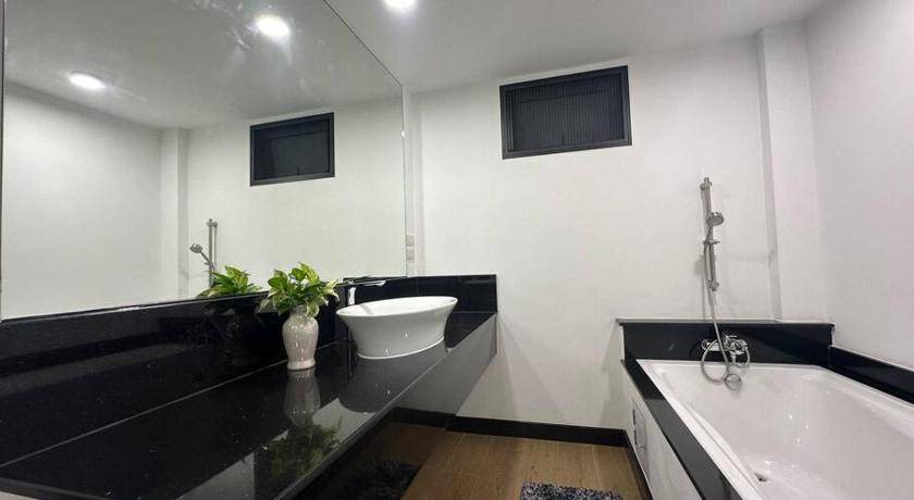Photo of Bathroom in Chom Phon