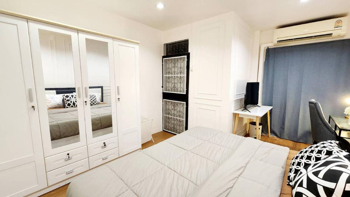 Photo of Bedroom in Bang Chak