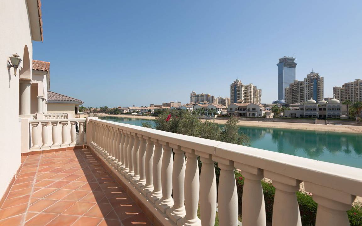 Photo of Patio Balcony in Palm Jebel Ali