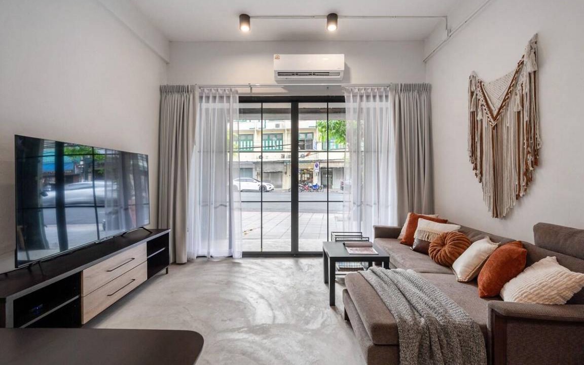 Photo of Livingroom in Wang Burapha Phirom