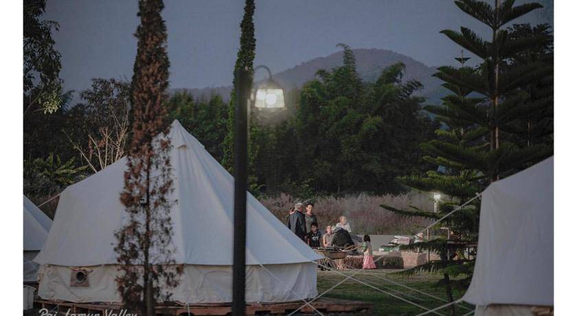 Photo of Others in Pai