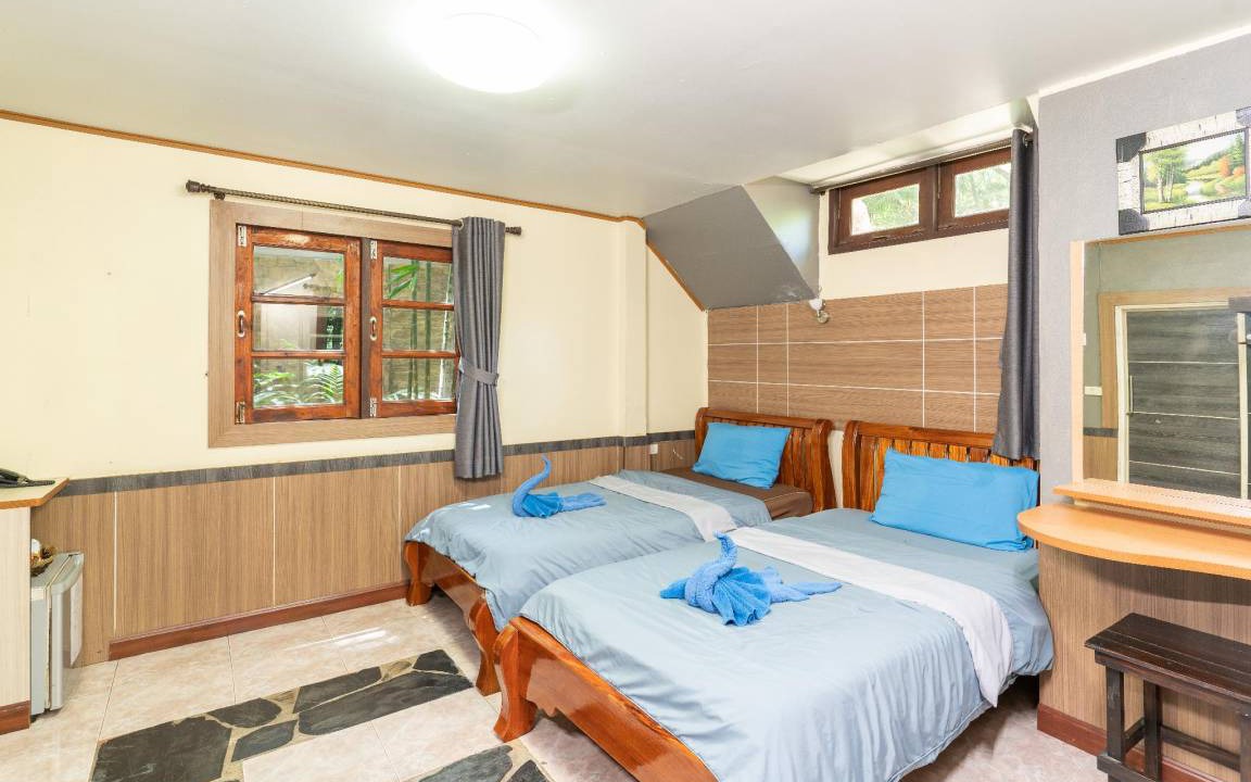 Photo of Bedroom in Photharam