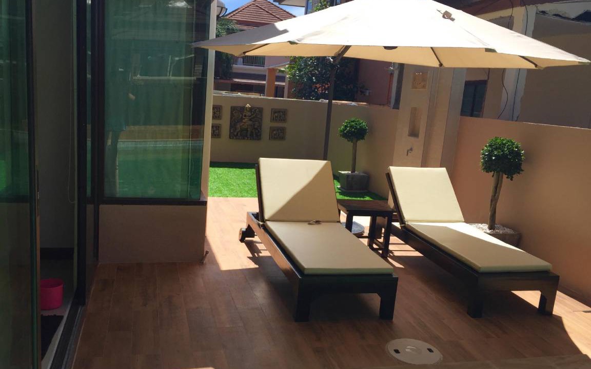 Photo of Patio Balcony in Nanai Road