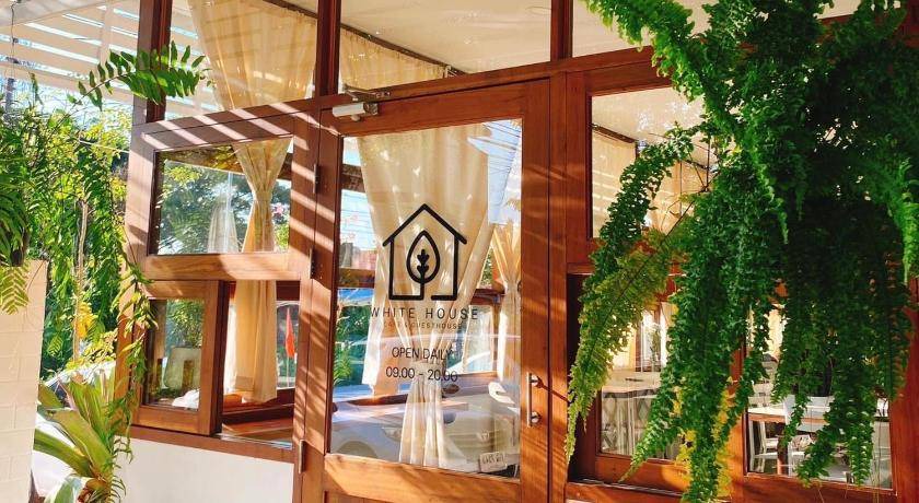 Photo of Patio Balcony in Tha Wang Thong