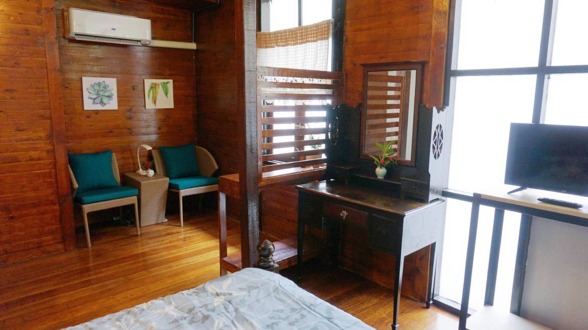 Photo of Others in Samsen Nai