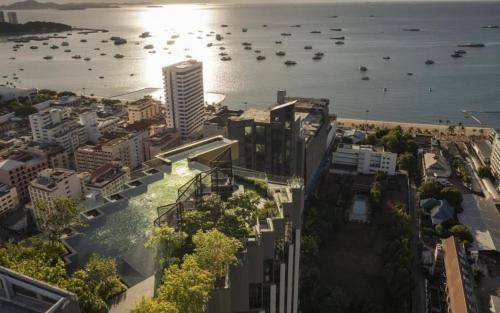 Photo of Others in Pattaya Bay