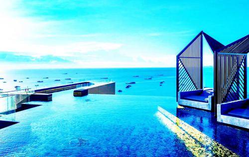 Photo of Others in Pattaya Bay