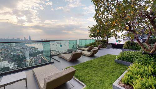 Photo of Patio Balcony in Pattaya Bay