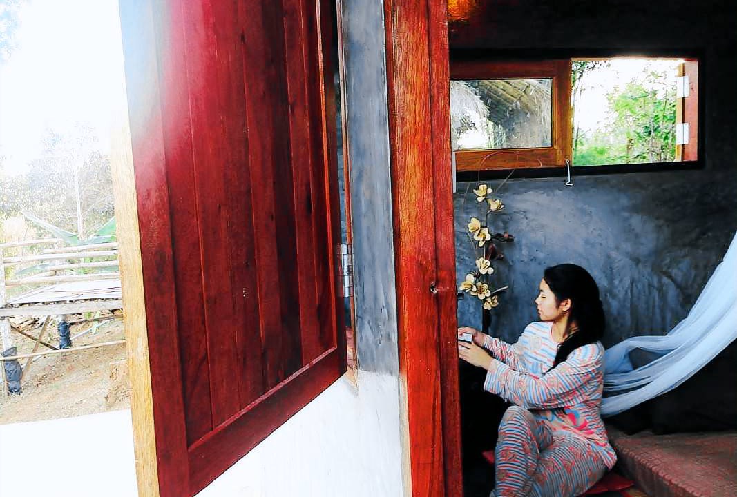 Photo of Human In Picture in Pa Pae