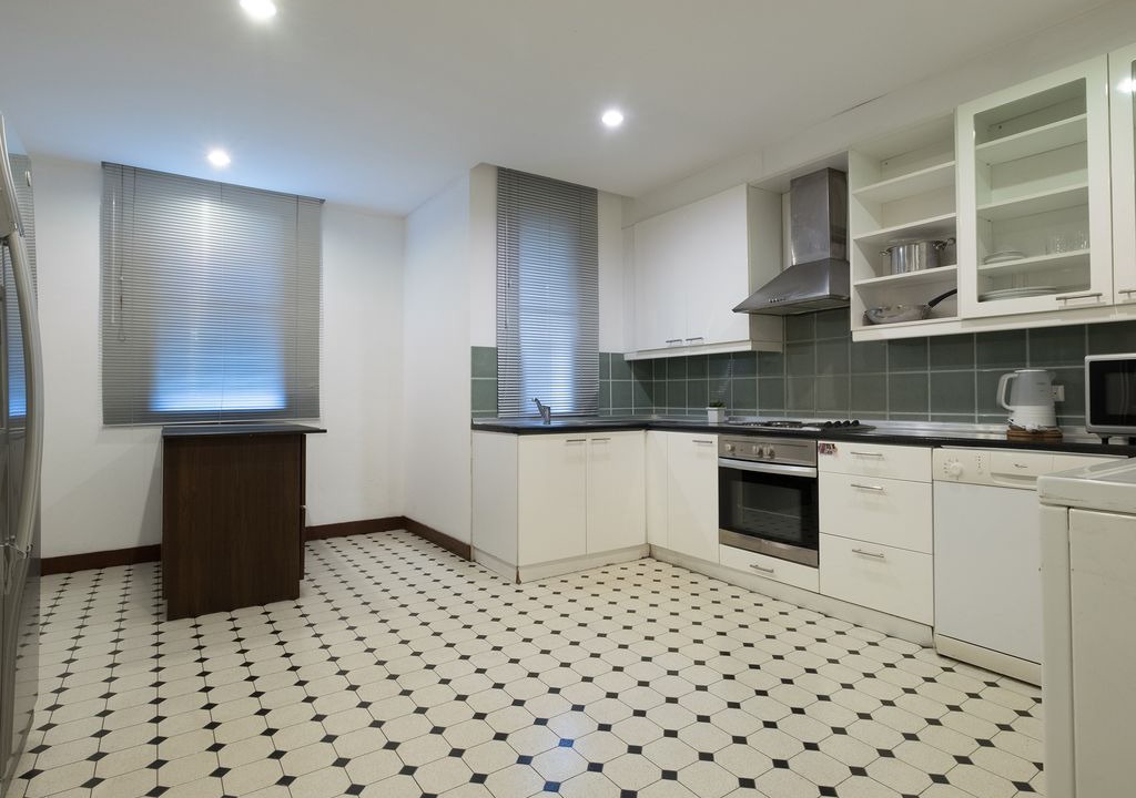 Photo of Kitchen in Chidlom