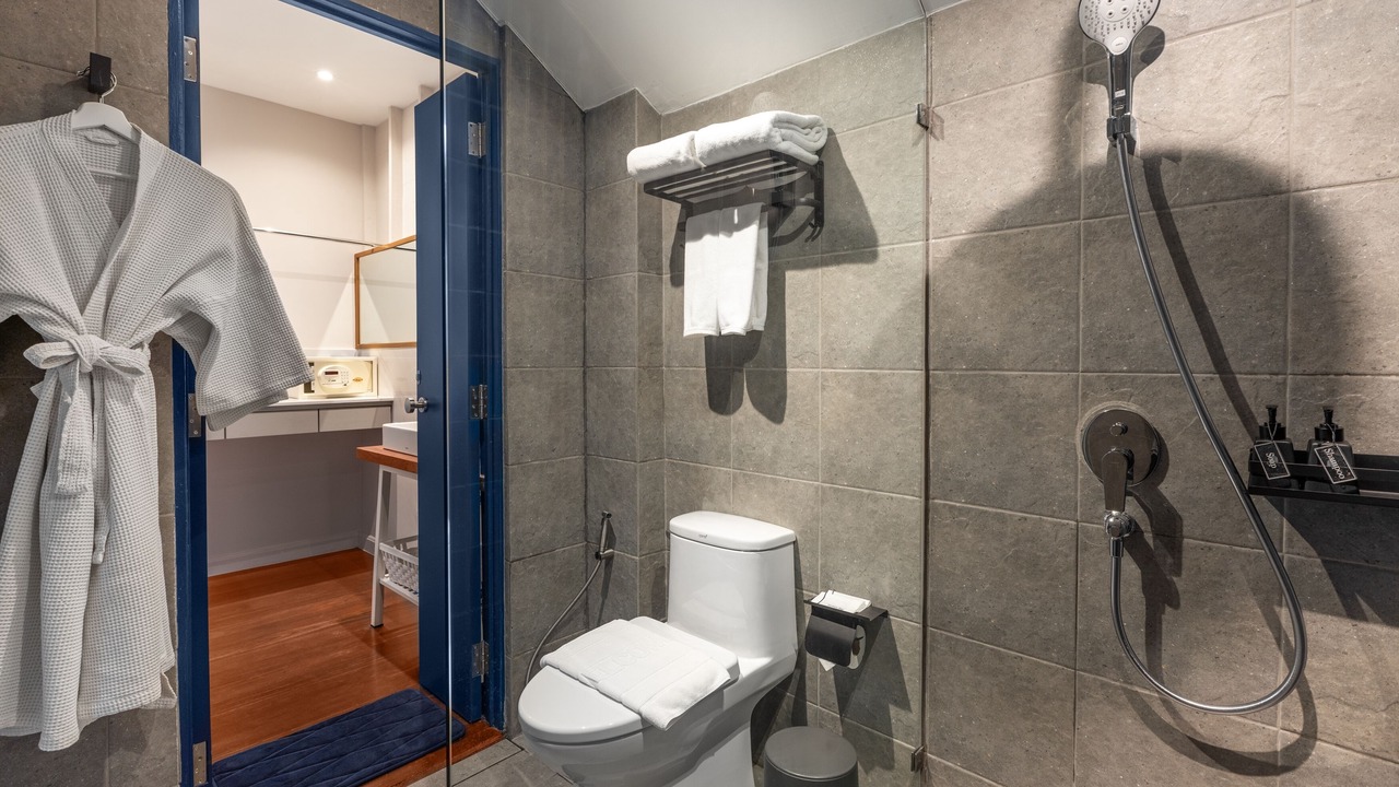 Photo of Bathroom in Siriraj