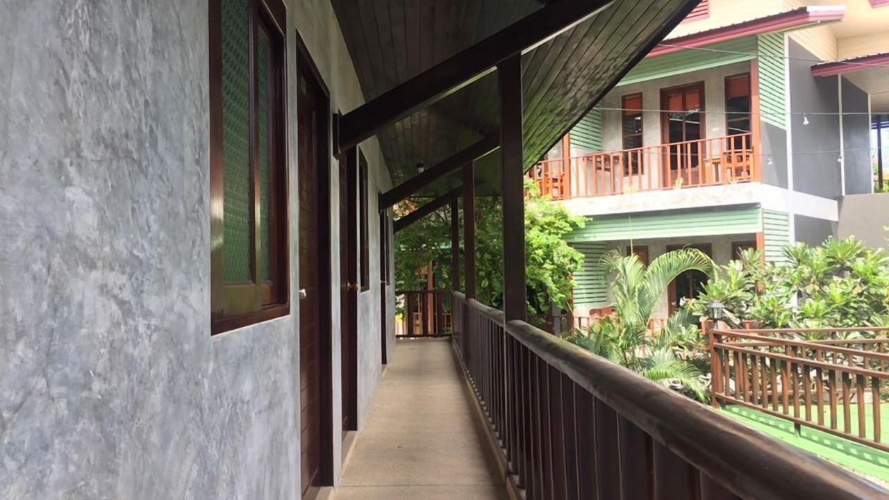 Photo of Bedroom in Thong Sala