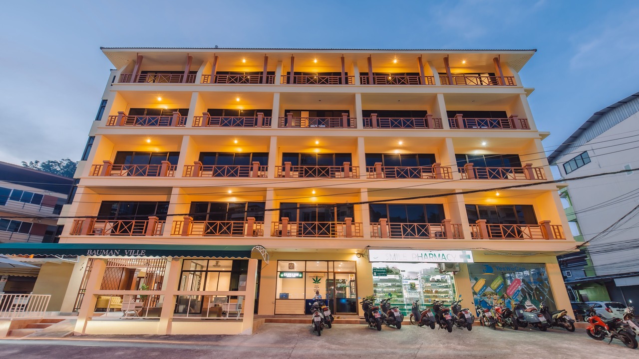 Photo of Buildings in Nanai Road