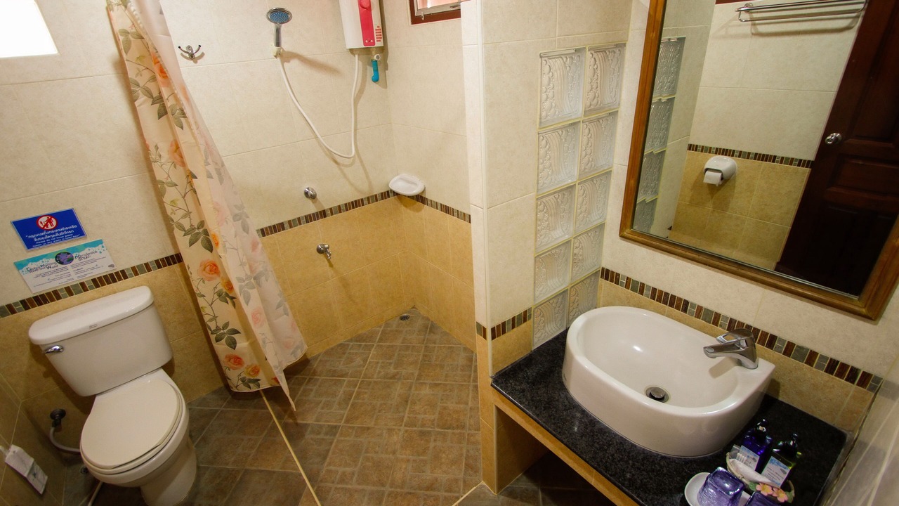Photo of Bathroom in Thap Sakae