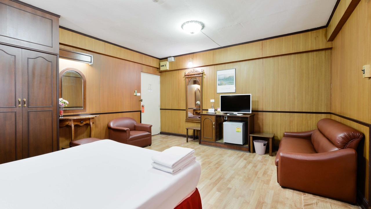 Photo of Bedroom in Phaya Thai