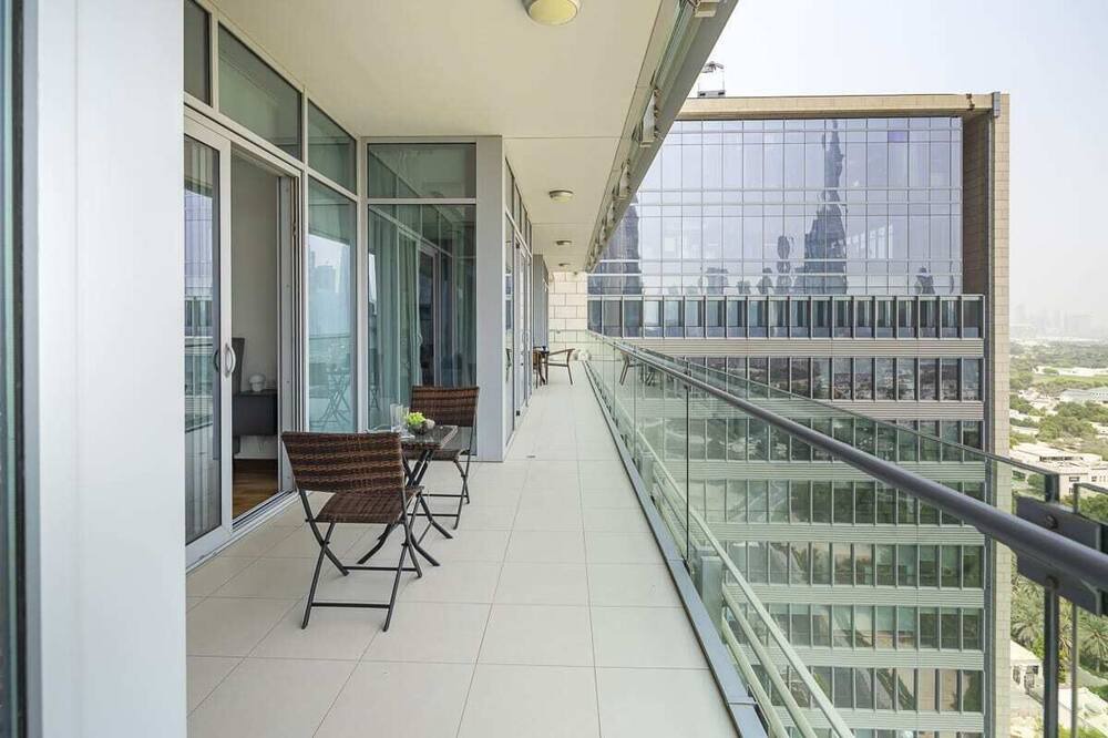 Photo of Patio Balcony in Bur Dubai