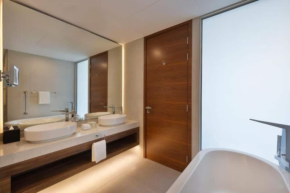 Photo of Bathroom in Jadaf