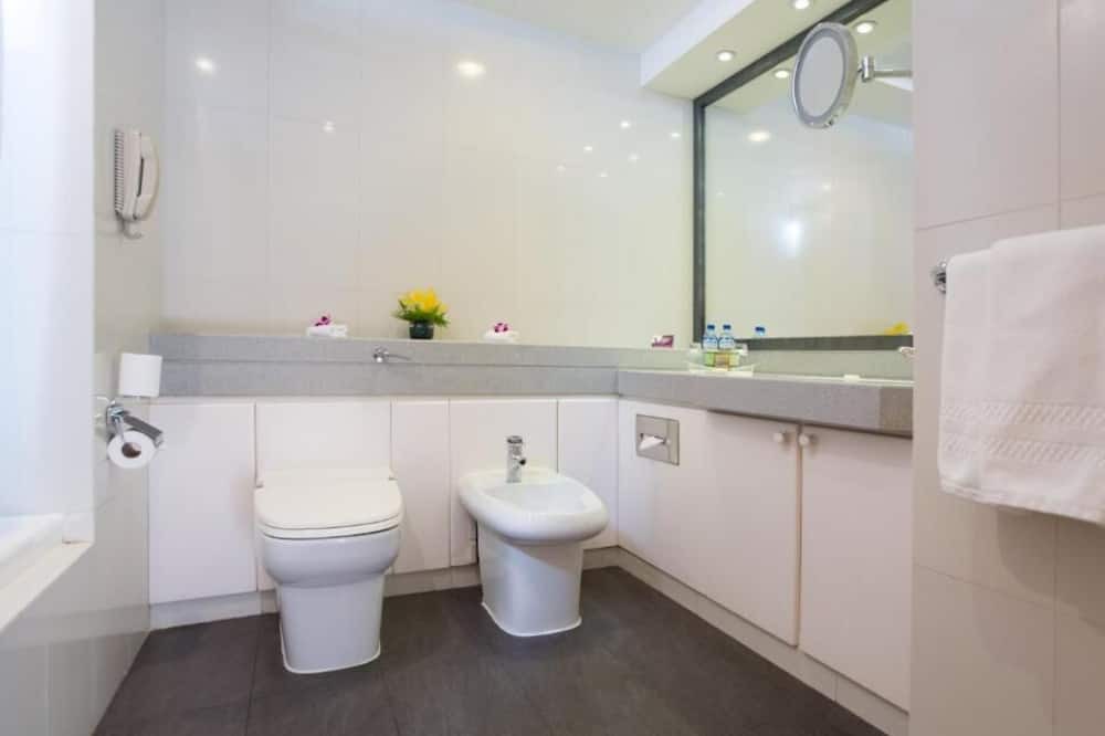 Photo of Bathroom in Trade Center