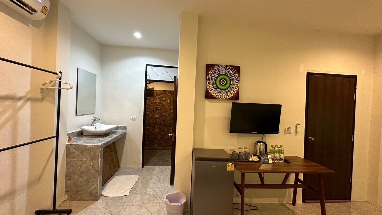 Photo of Bedroom in Haad Rin