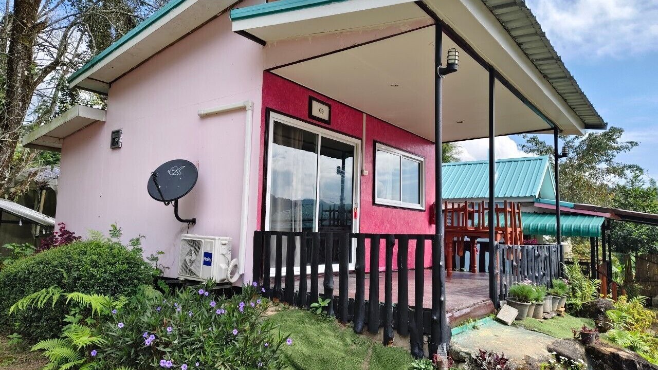 Photo of Bedroom in Chom Thong