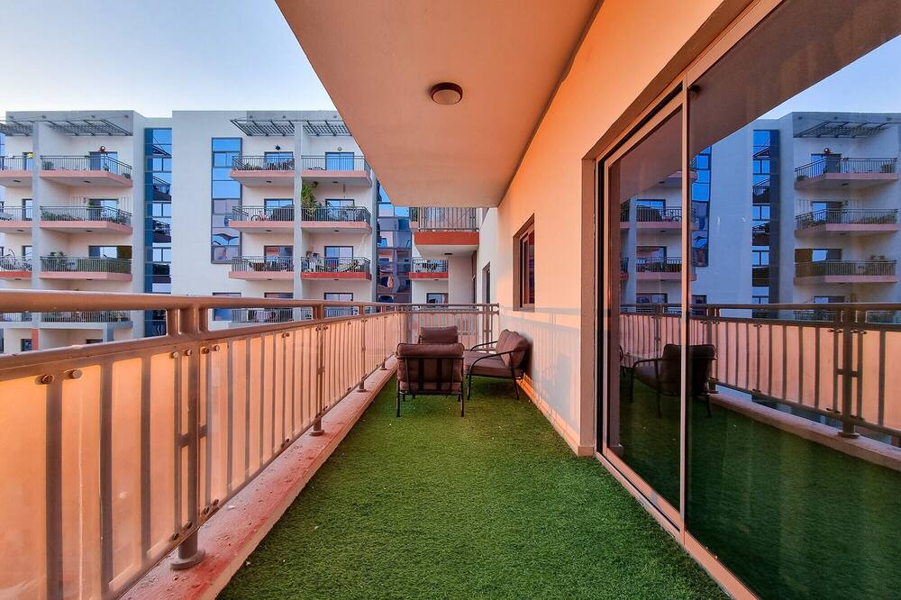 Photo of Patio Balcony in Discovery Gardens