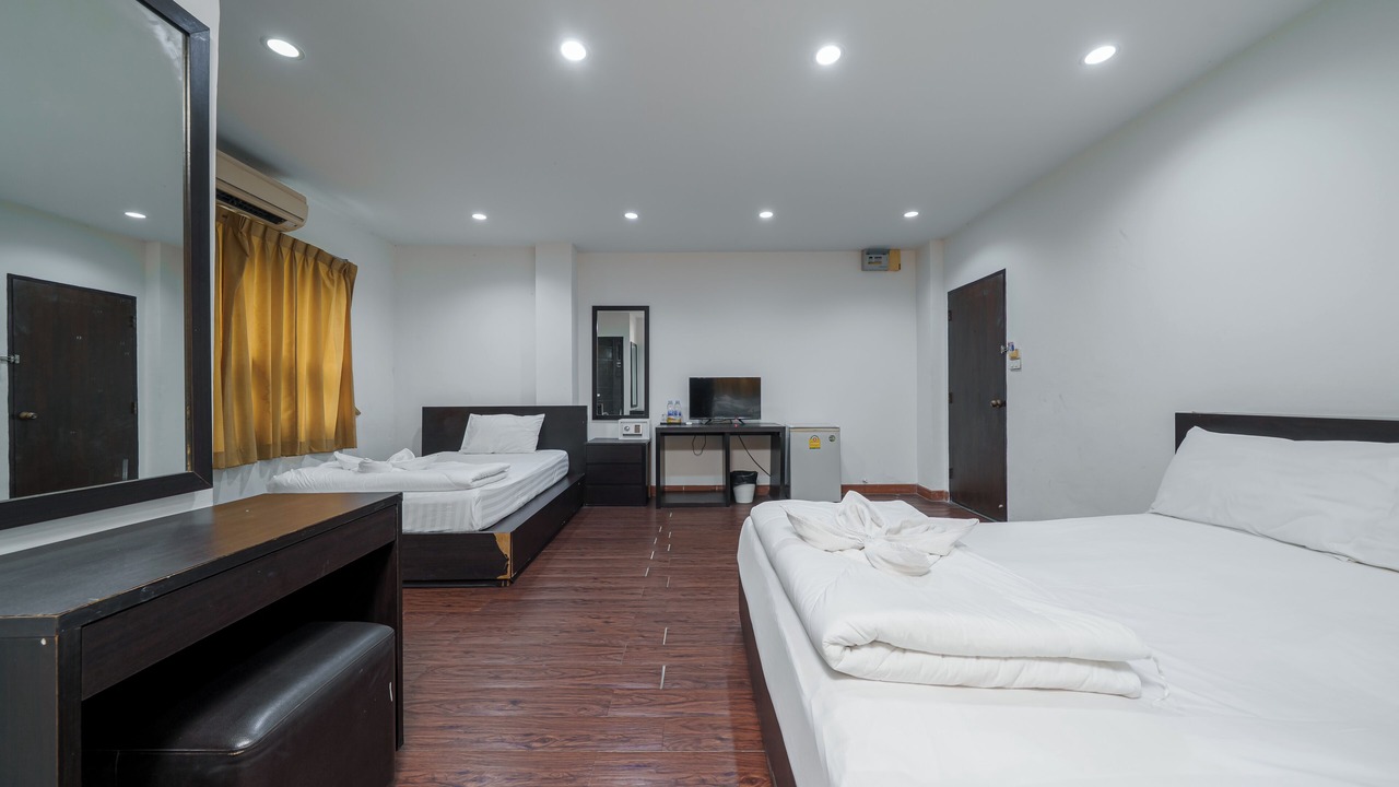Photo of Bedroom in Talat Yot