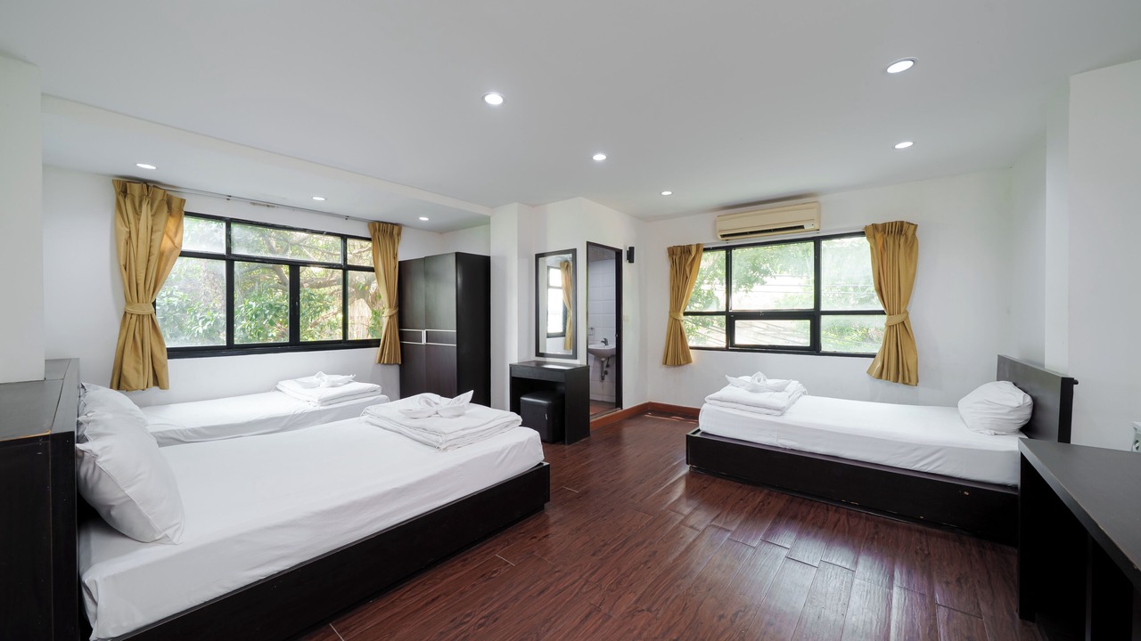 Photo of Bedroom in Talat Yot