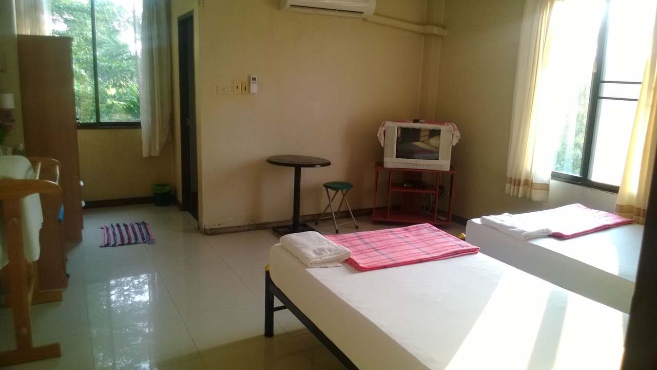 Photo of Bedroom in Khlong Thanon