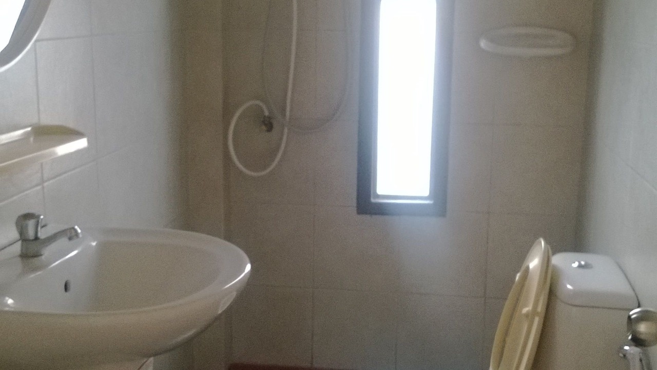 Photo of Bathroom in Khlong Thanon