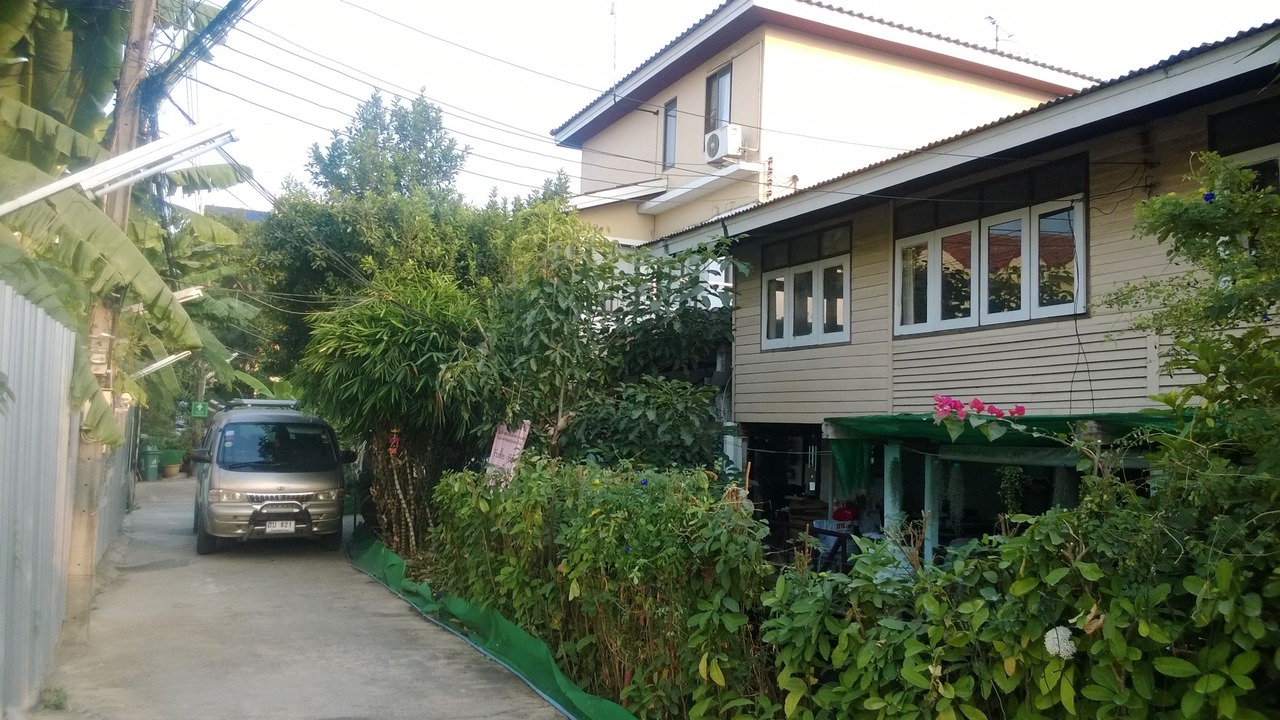 Photo of Outdoor in Khlong Thanon