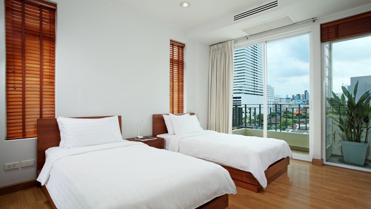 Photo of Bedroom in Samsen Nai
