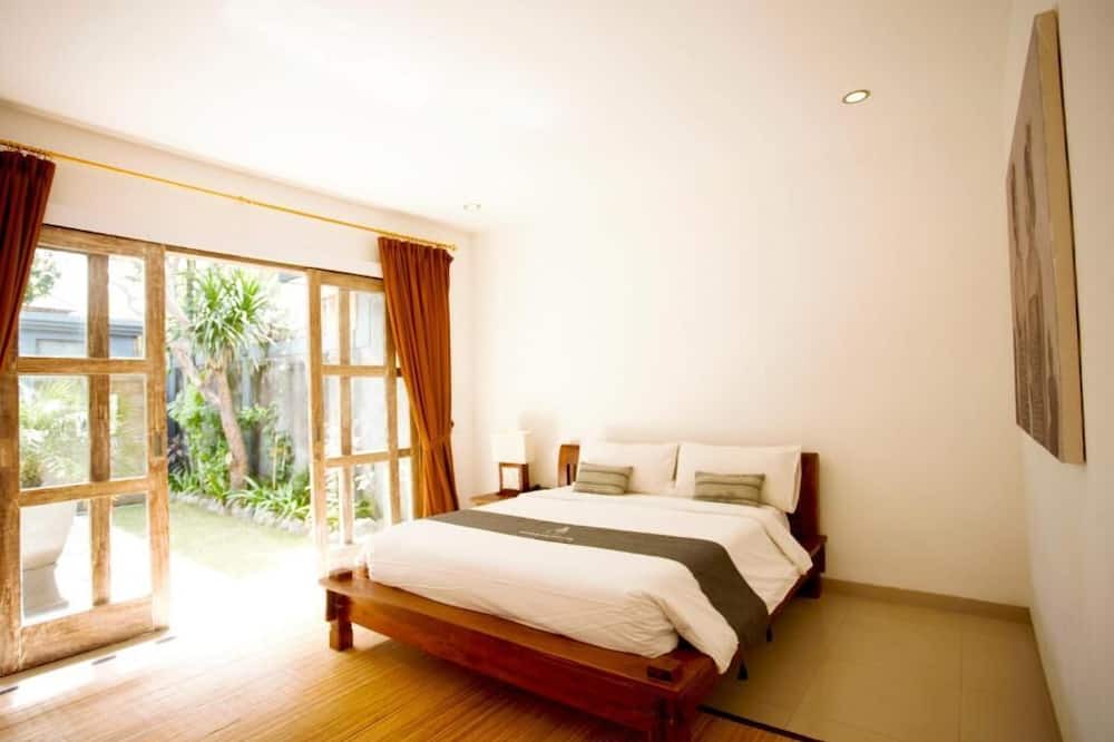 Photo of Bedroom in Sunset Road