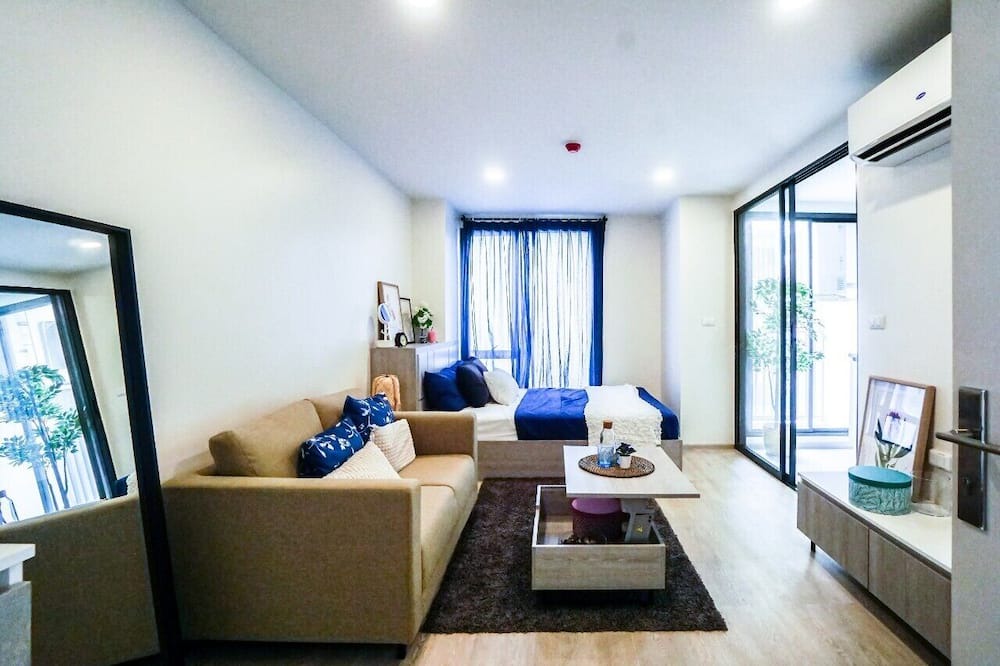 Photo of Livingroom in China Town