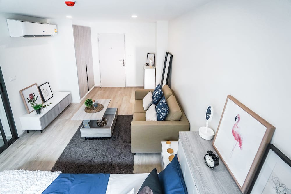 Photo of Livingroom in China Town