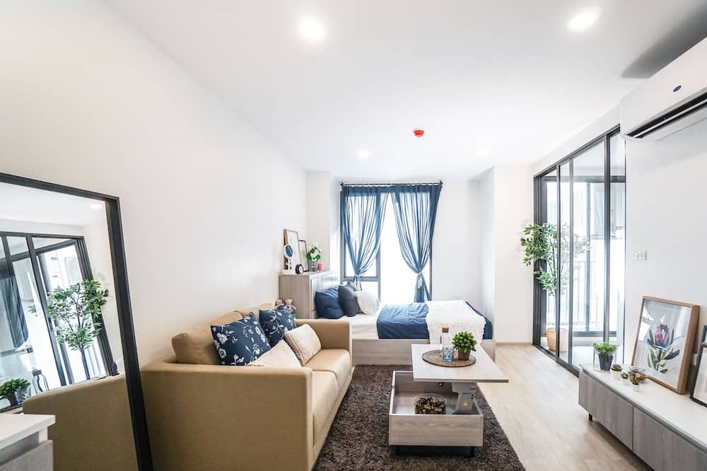 Photo of Livingroom in China Town