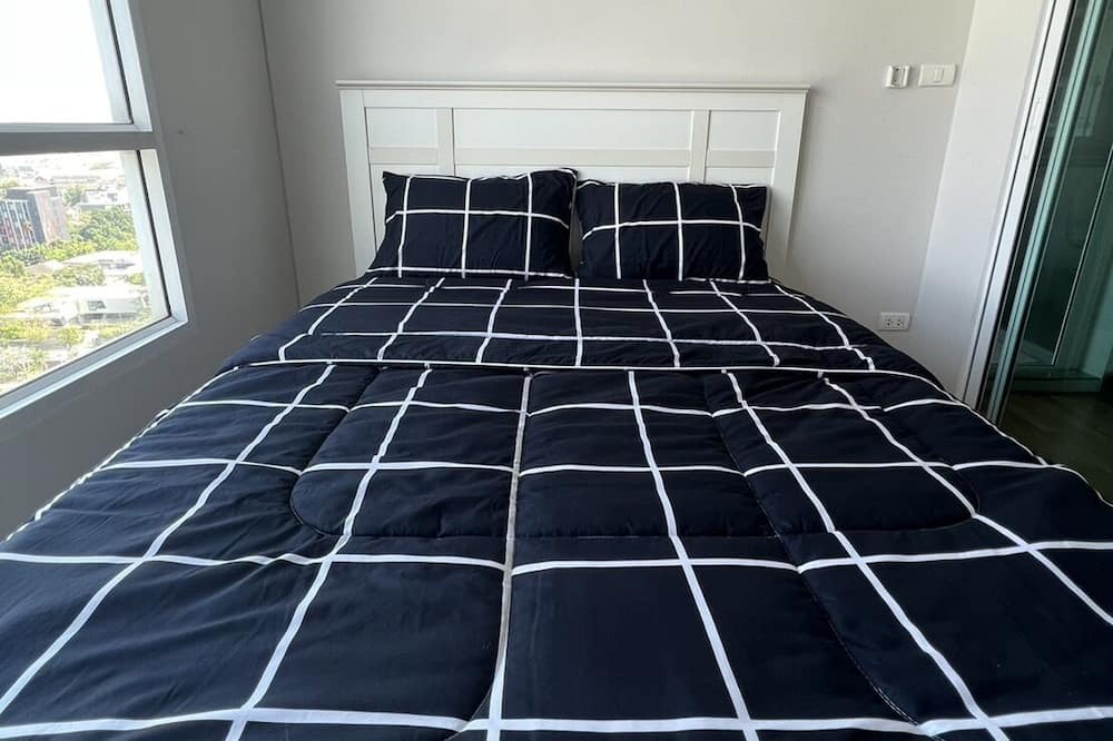 Photo of Bedroom in Phra Khanong