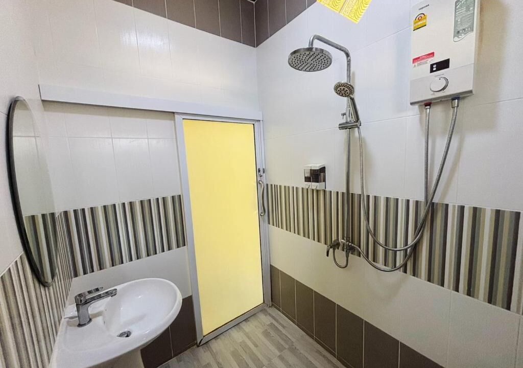 Photo of Bathroom in Saphli