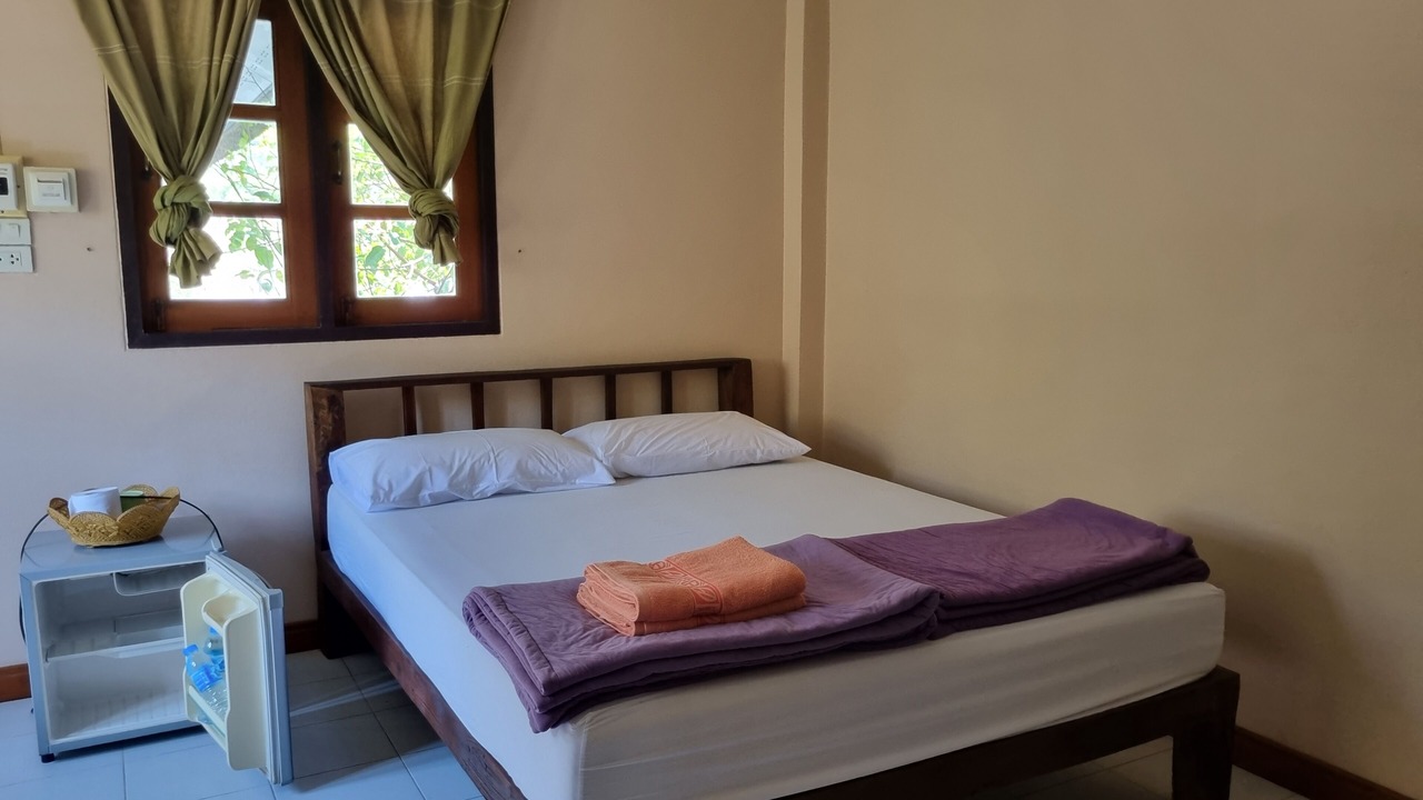 Photo of Bedroom in Ko Sichang