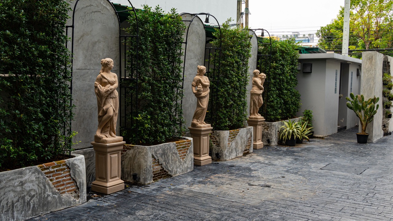 Photo of Outdoor in Chan Kasem