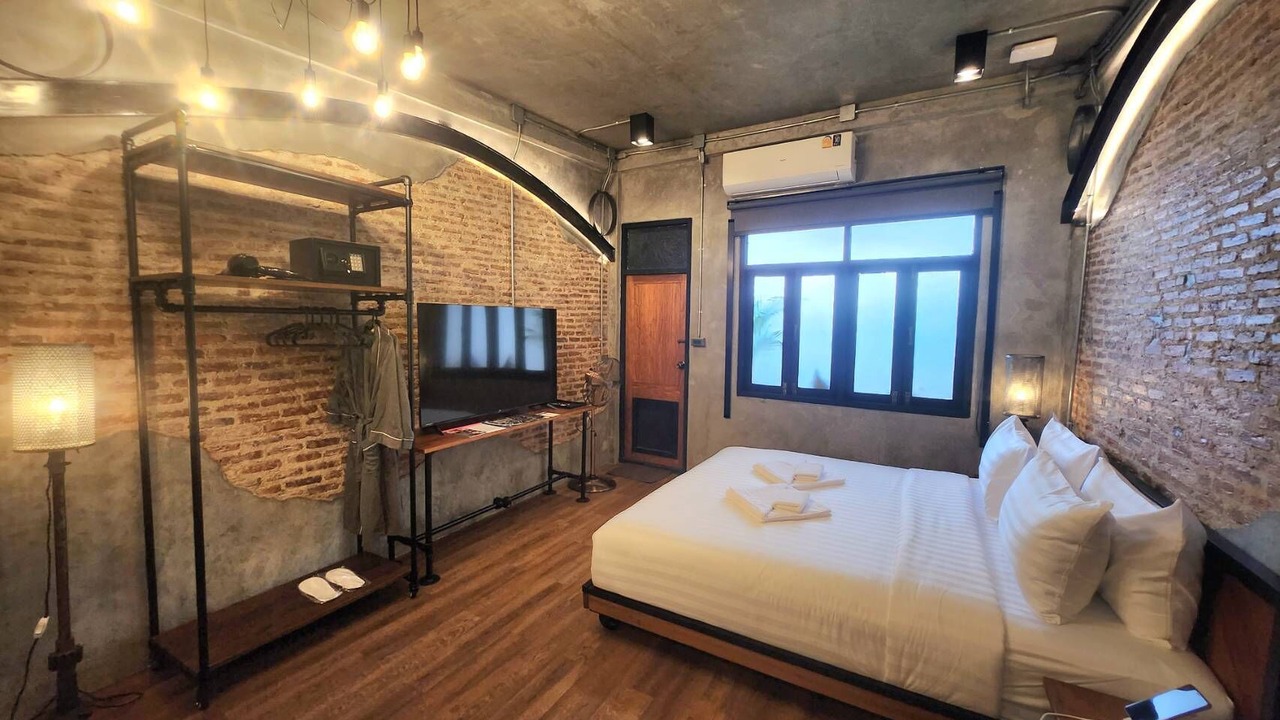 Photo of Bedroom in San Chao Pho Suea