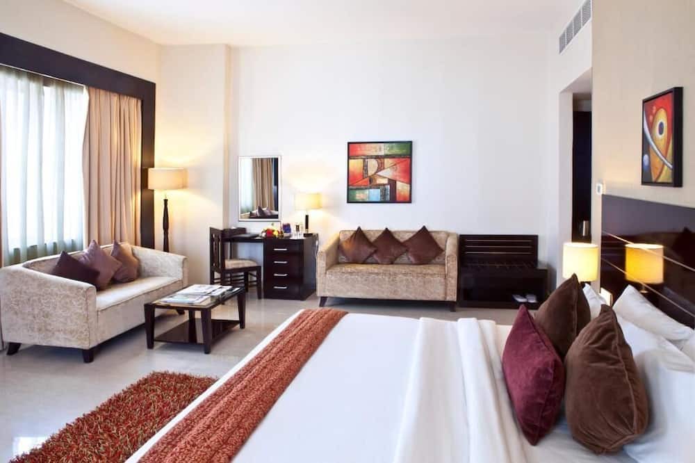 Photo of Bedroom in Al Muraqqabat