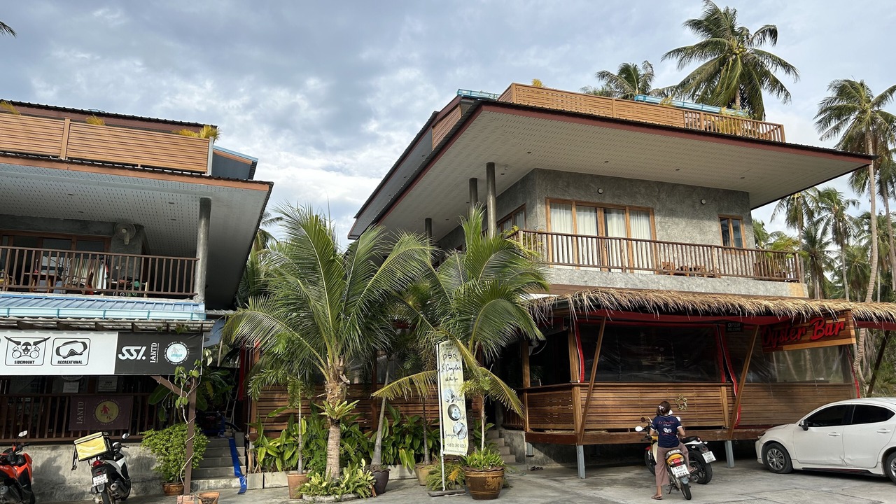 Photo of Outdoor in Wok Tum
