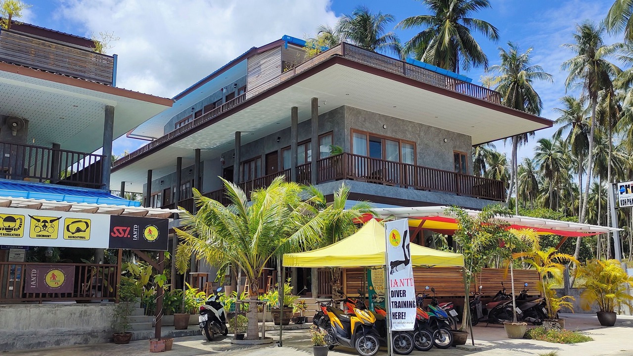 Photo of Outdoor in Wok Tum